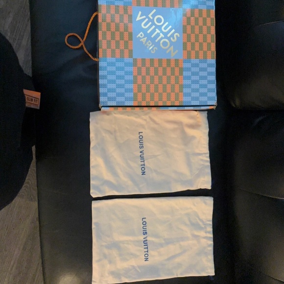 Louis Vuitton box and bags - Picture 4 of 6